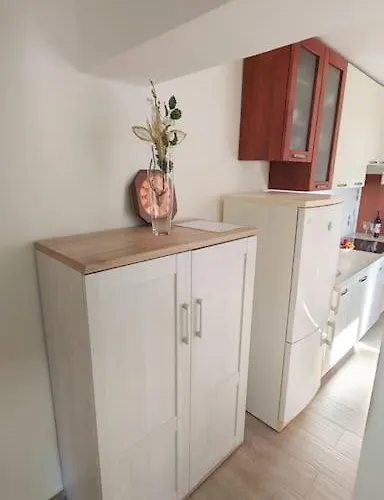 Cozy & Bright In 아파트 *